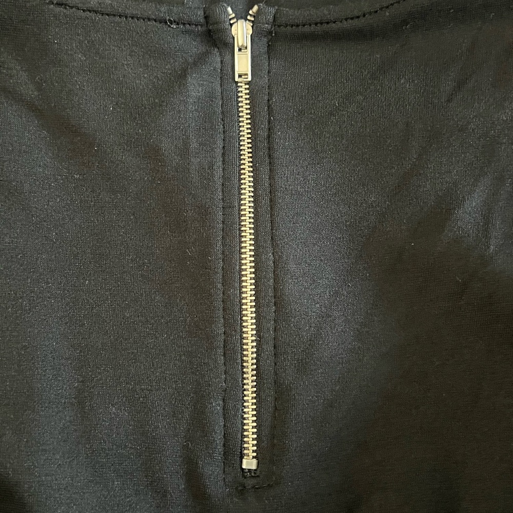 UNWORN W5 Women’s Double Flare Bell 3/4 Sleeve Shirt Top Black Large - Picture 6 of 7